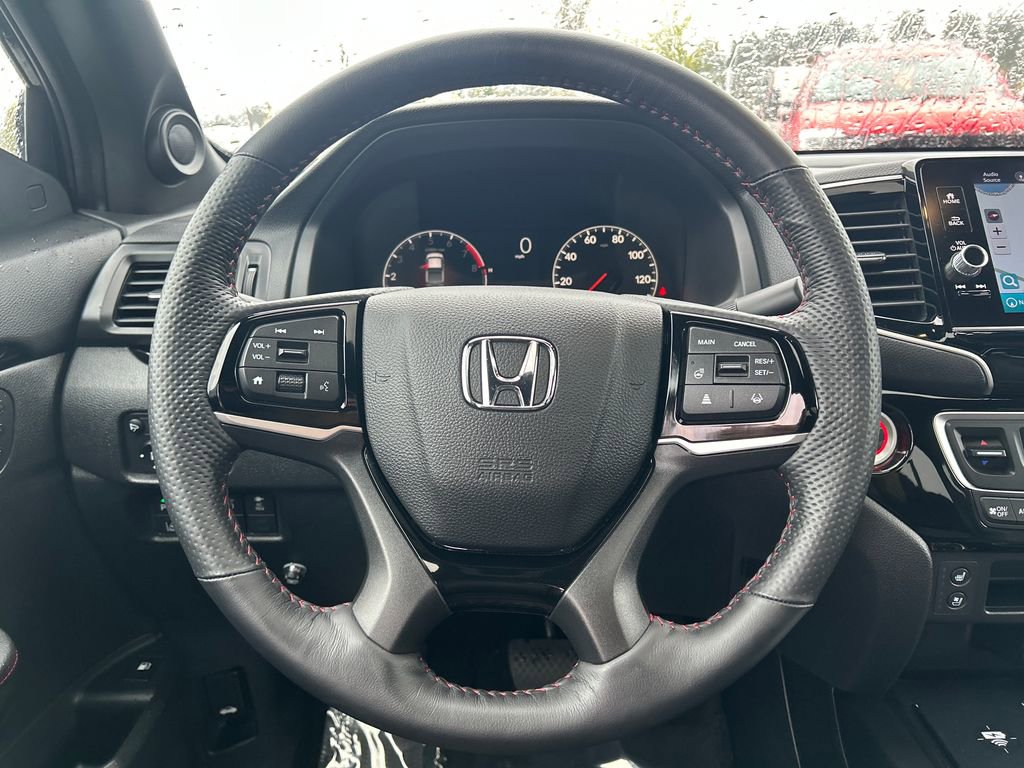 Used 2025 Honda Ridgeline Black Edition image 21