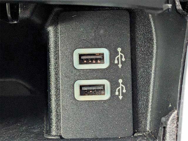 Certified 2018 Ford Edge Titanium image 21