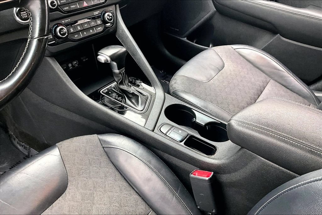 Used 2017 Kia Niro FWD image 15