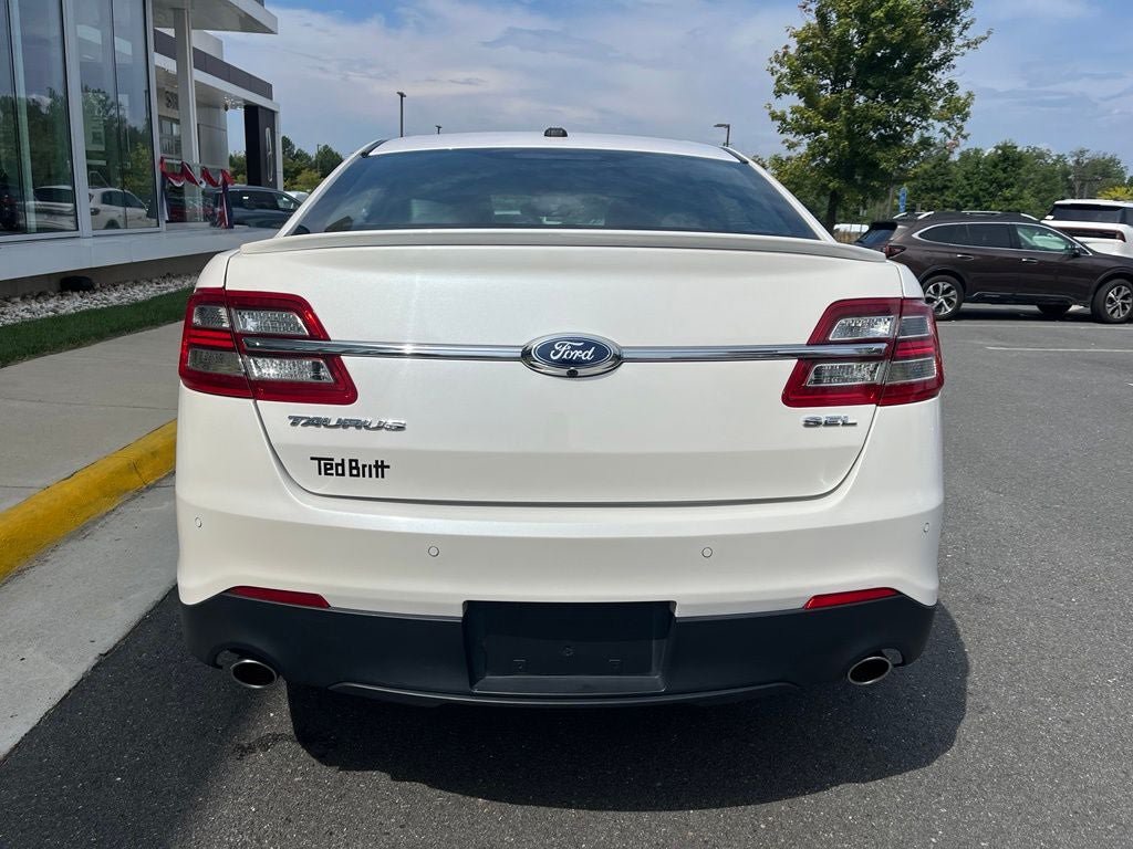 Certified 2017 Ford Taurus SEL w/ Equipment Group 201A FWD image 8