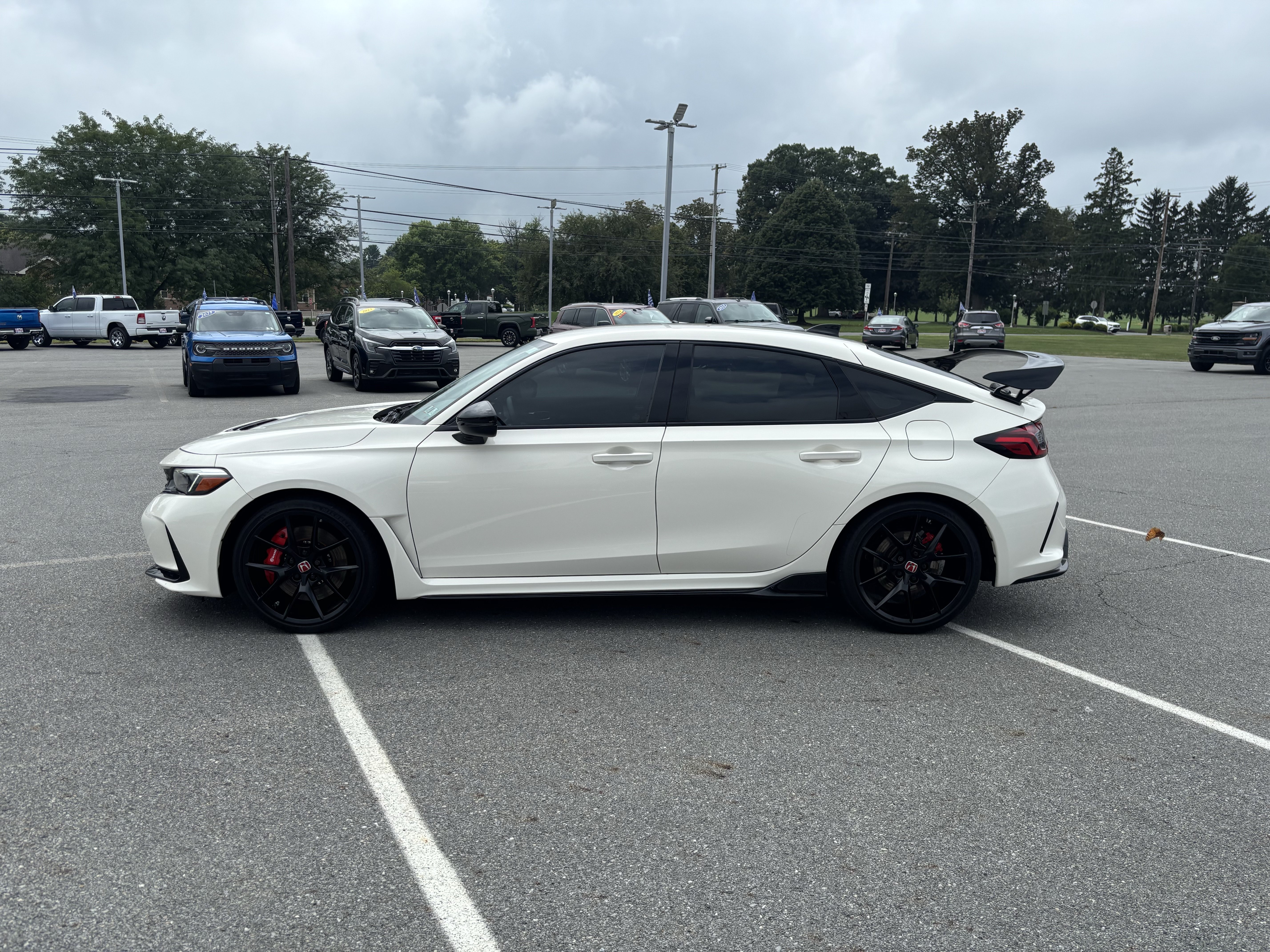 Used 2024 Honda Civic Type R image 4