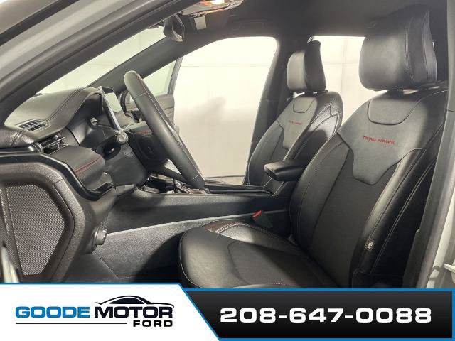 Used 2024 Jeep Compass Trailhawk AWD/4WD image 10