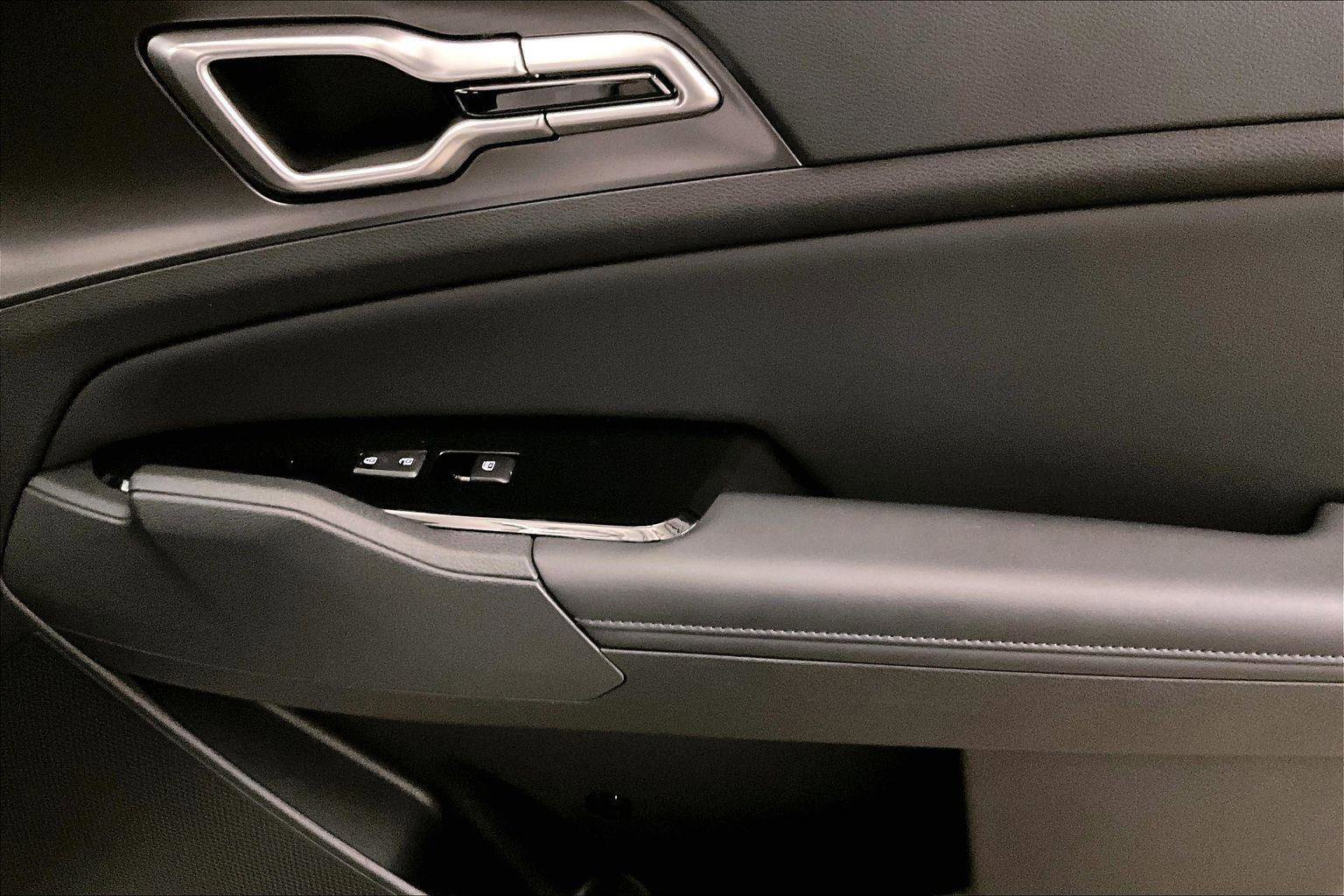 Used 2023 Kia Sportage EX image 23