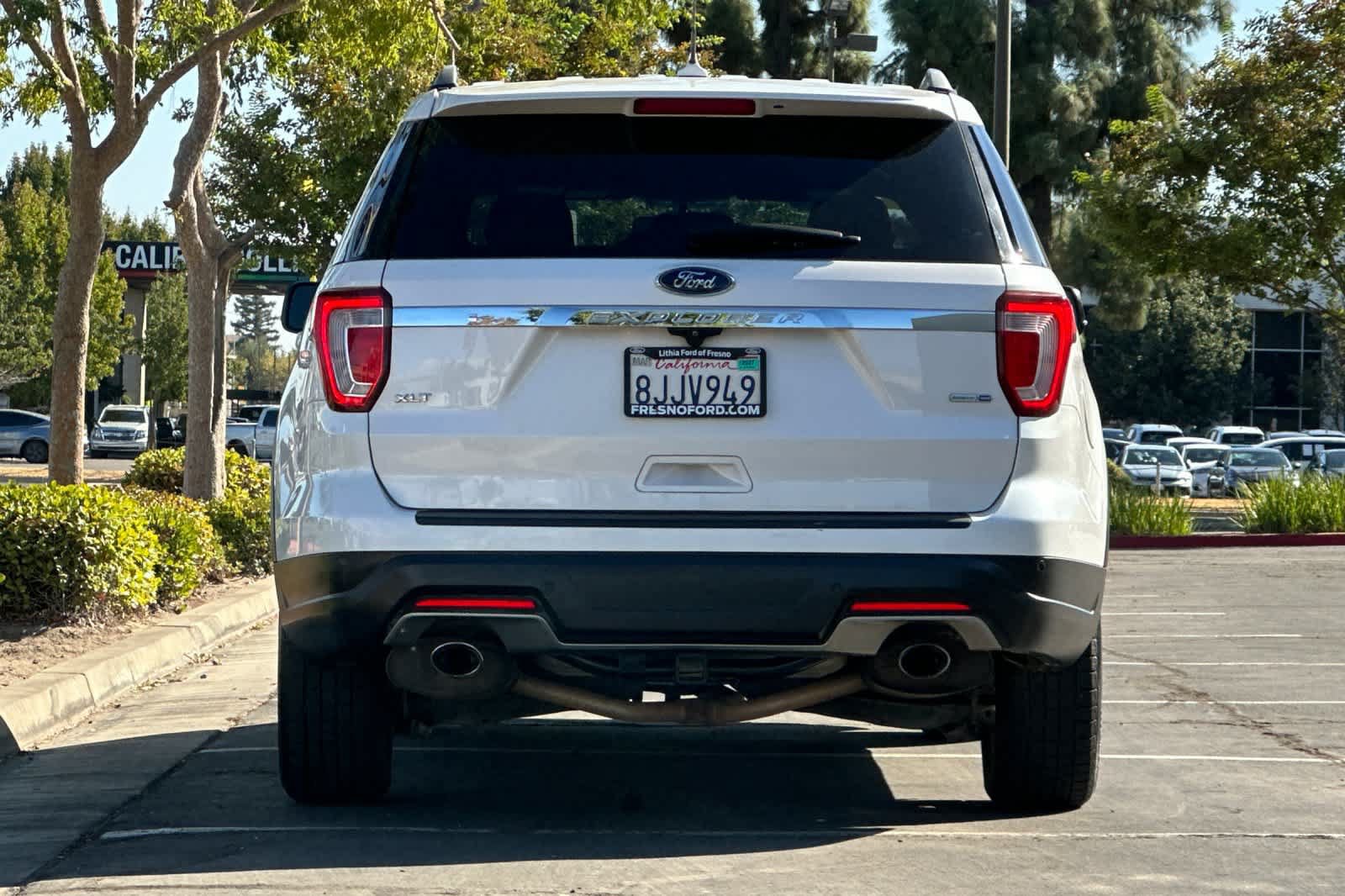 Certified 2019 Ford Explorer XLT w/ Equipment Group 201A AWD/4WD image 7