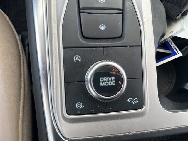 Certified 2023 Ford Explorer XLT w/ Equipment Group 202A image 20