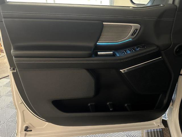 Certified 2025 Ford Expedition Max Platinum AWD/4WD image 17