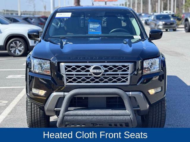 Used 2022 Nissan Frontier SV image 2