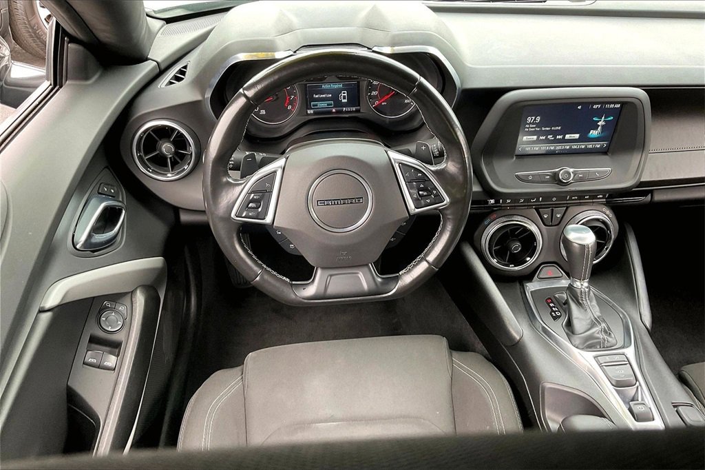 Used 2018 Chevrolet Camaro LT image 4