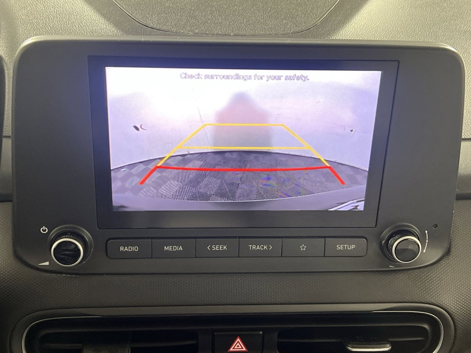 Used 2022 Hyundai Kona SE image 18