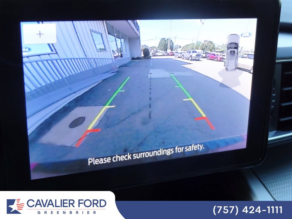 Certified 2022 Ford Explorer XLT w/ Equipment Group 202A RWD image 25