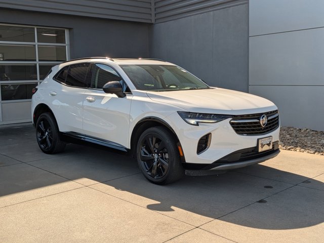 Used 2023 Buick Envision Essence w/ Technology Package I image 7