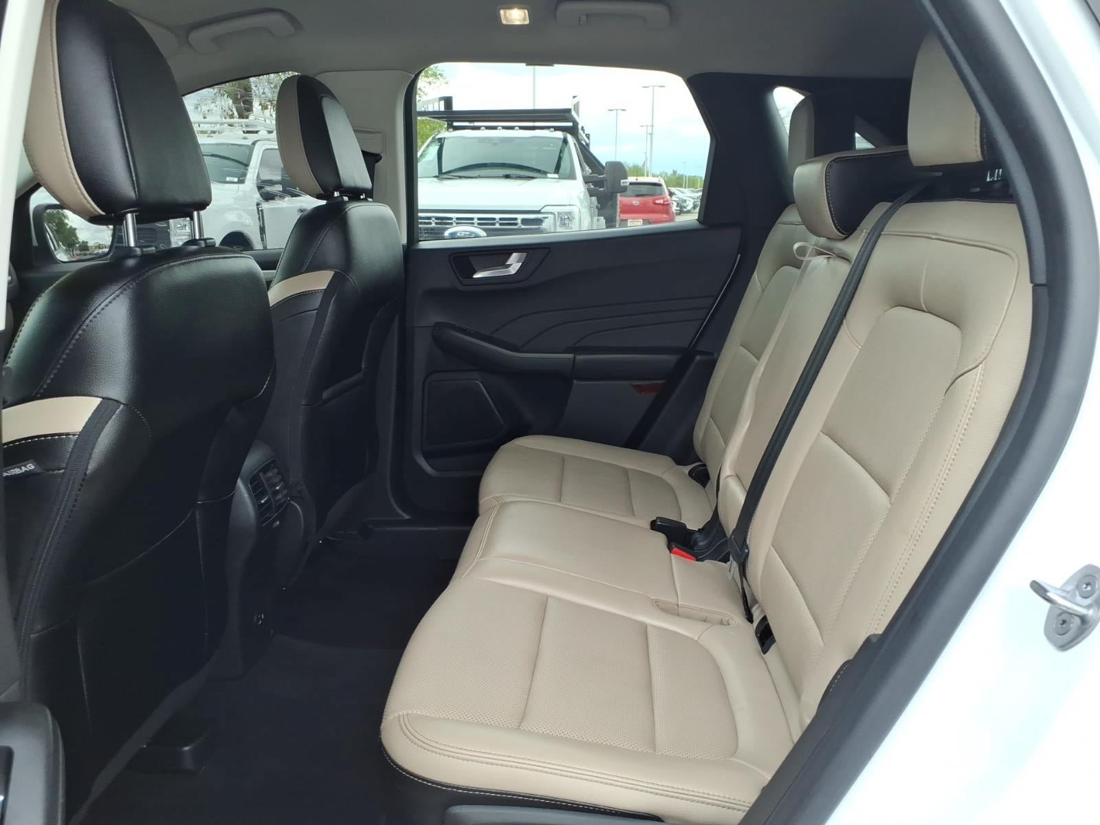 Certified 2022 Ford Escape SEL FWD image 17