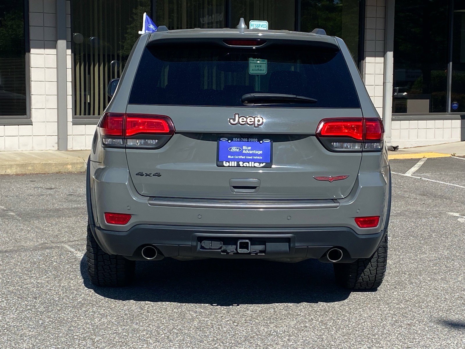 Used 2020 Jeep Grand Cherokee Trailhawk AWD/4WD image 4