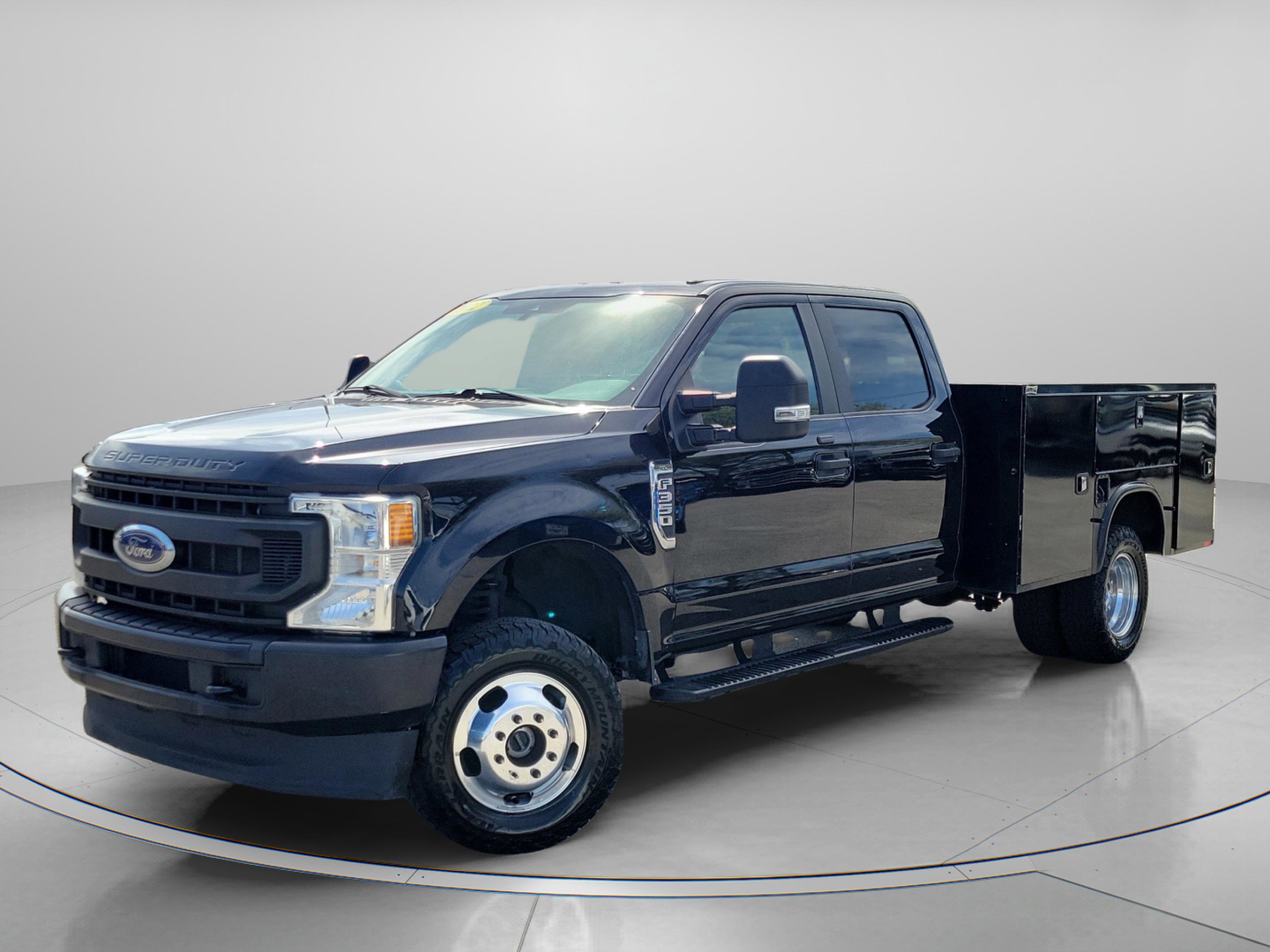 Certified 2022 Ford F350 XL w/ Power Equipment Group image 2