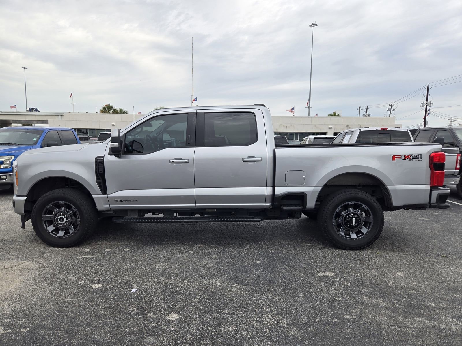 Certified 2023 Ford F250 Lariat w/ Lariat Ultimate Package AWD/4WD image 5