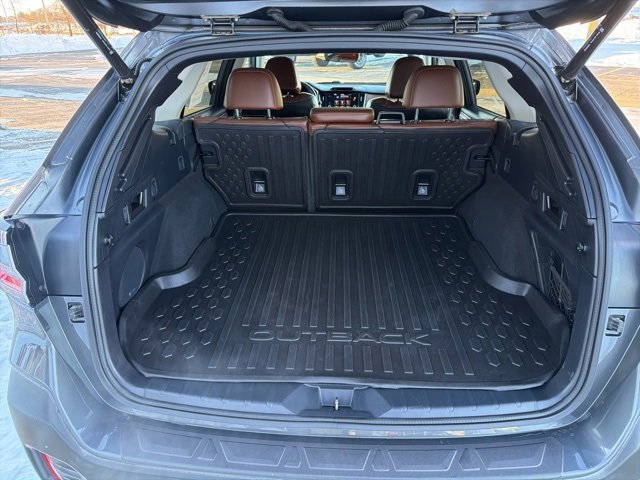 Used 2020 Subaru Outback Touring w/ Popular Package #2 image 26