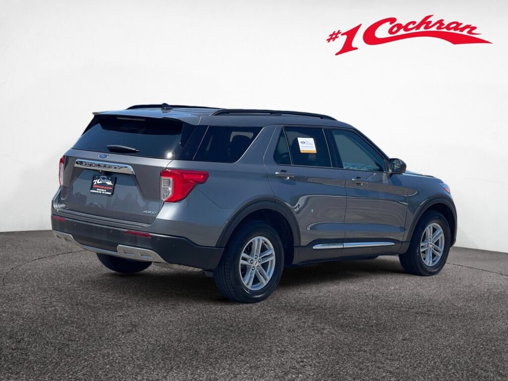 Certified 2024 Ford Explorer XLT w/ Equipment Group 202A AWD/4WD image 30