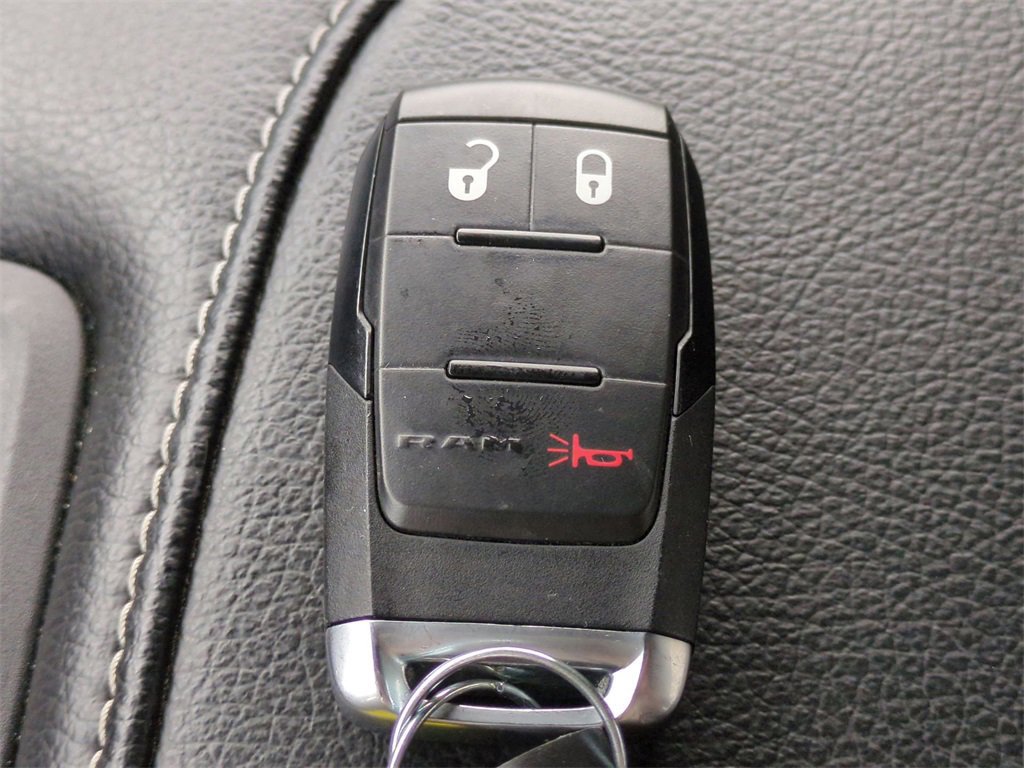 Used 2024 RAM 2500 Big Horn w/ Sport Appearance Package image 28