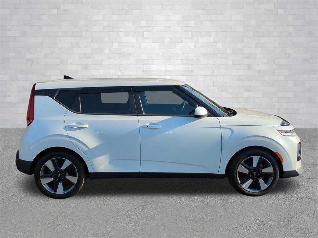 Used 2020 Kia Soul EX image 5