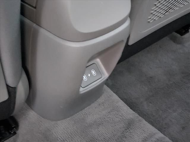 Used 2025 Hyundai Elantra SEL FWD image 14