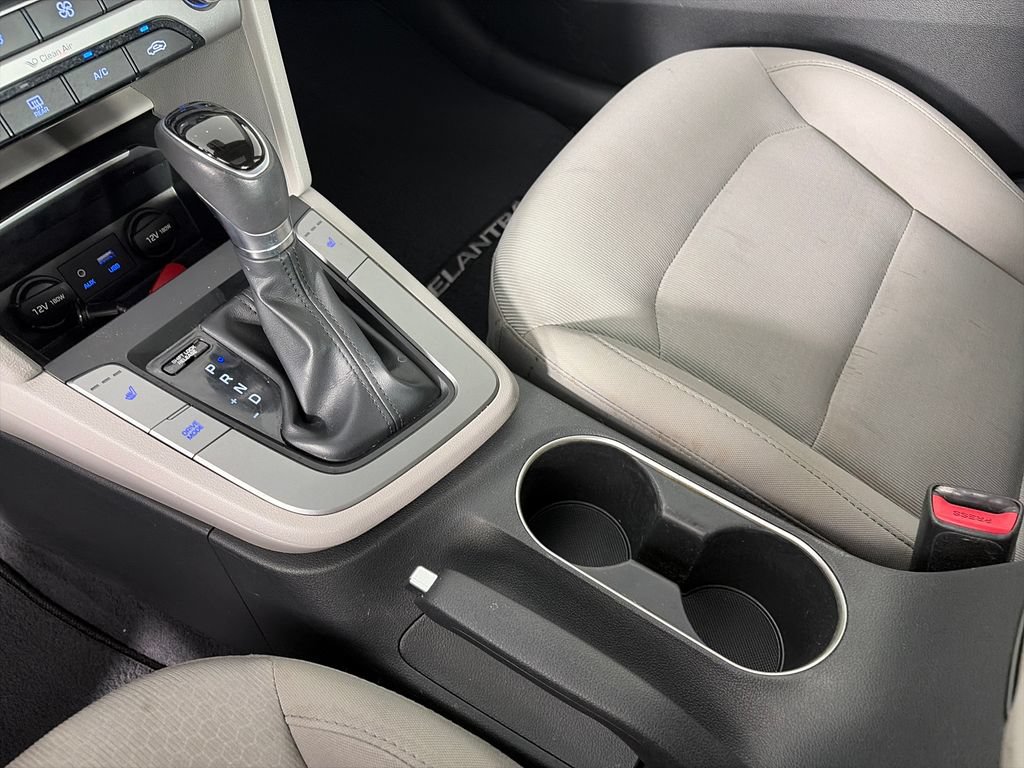 Used 2018 Hyundai Elantra Value Edition FWD image 21