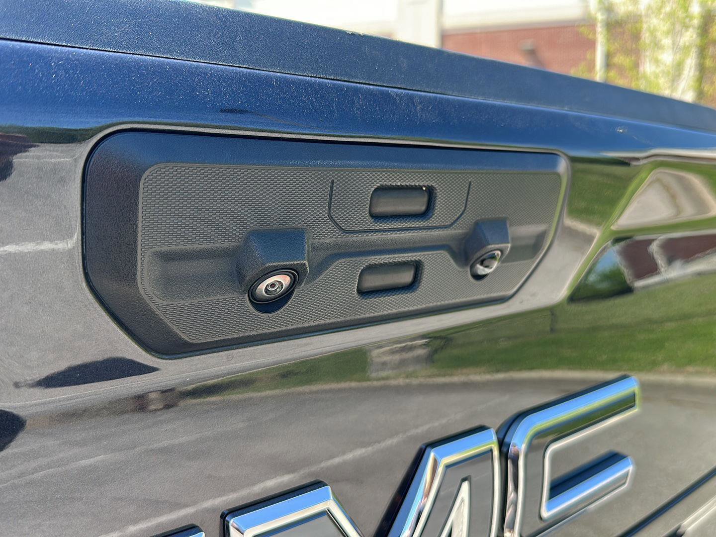 Used 2023 GMC Sierra 1500 Denali Ultimate image 33