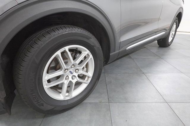Certified 2025 Ford Explorer Active image 29
