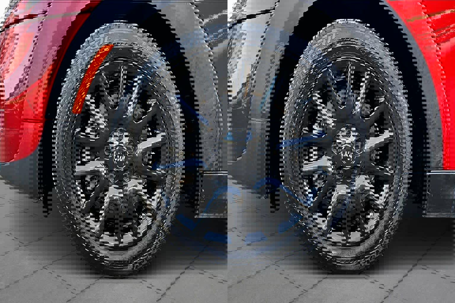 Used 2017 MINI Cooper S image 13