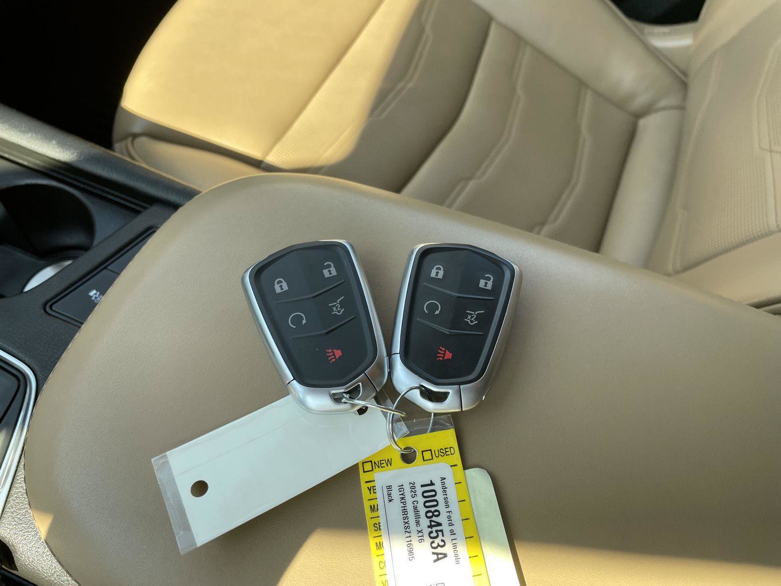 Used 2025 Cadillac XT6 Sport w/ Platinum Package AWD/4WD image 44