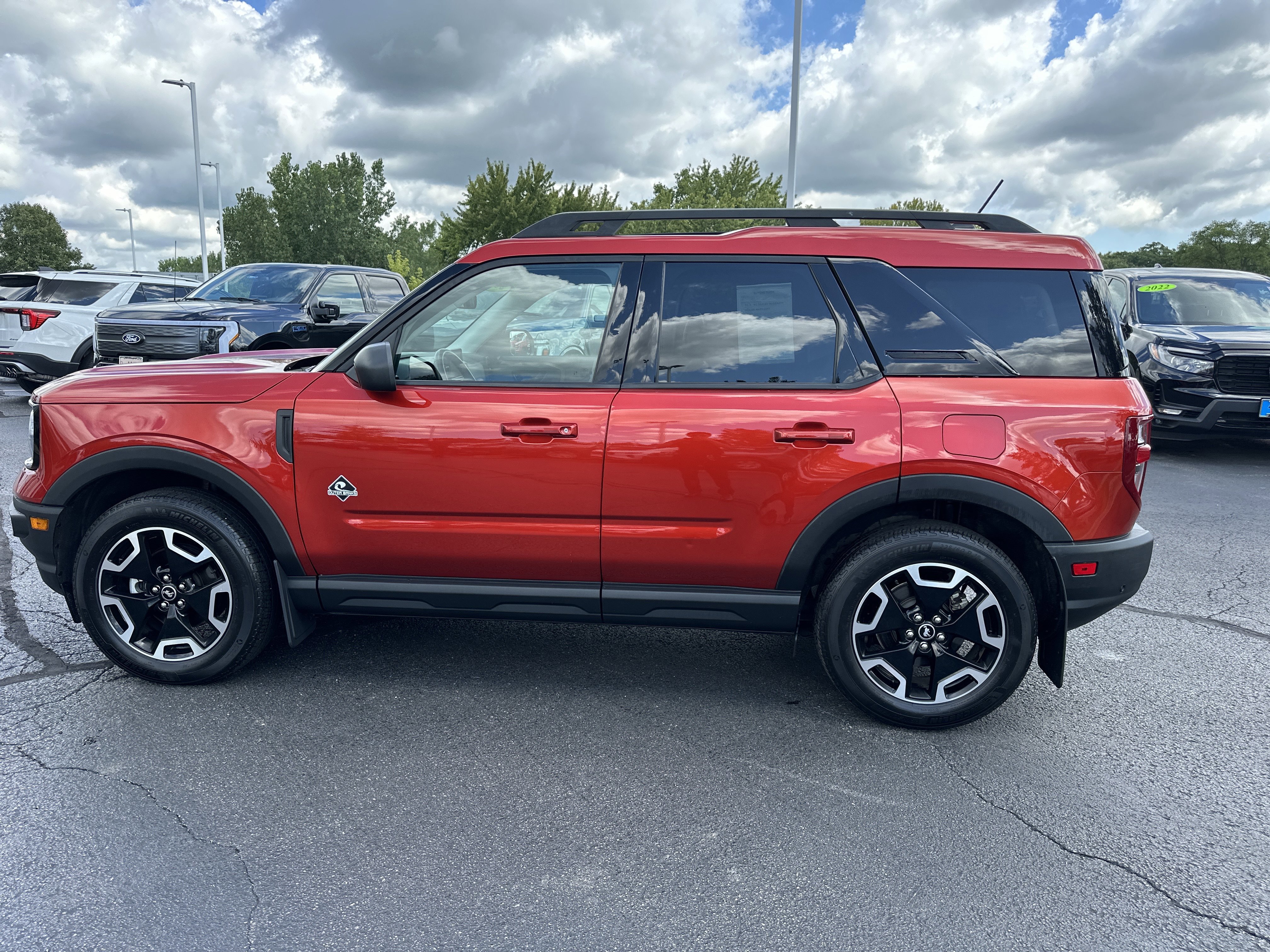 Certified 2023 Ford Bronco Sport Outer Banks w/ Tech Package image 6