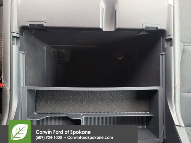 Certified 2025 Ford Expedition Active image 38