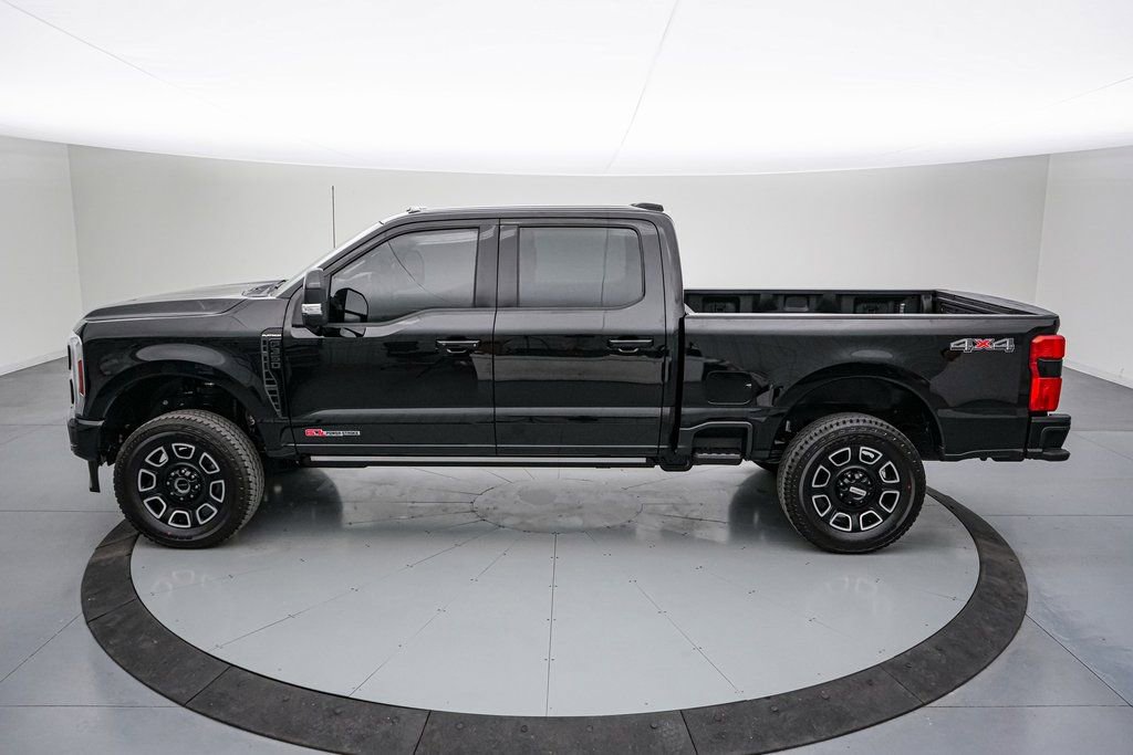 Certified 2025 Ford F350 Platinum AWD/4WD image 9