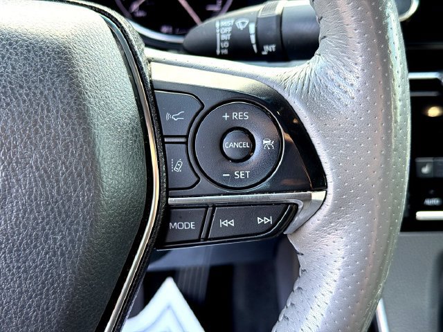 Used 2020 Toyota Avalon Limited w/ Advanced Safety Package FWD image 13