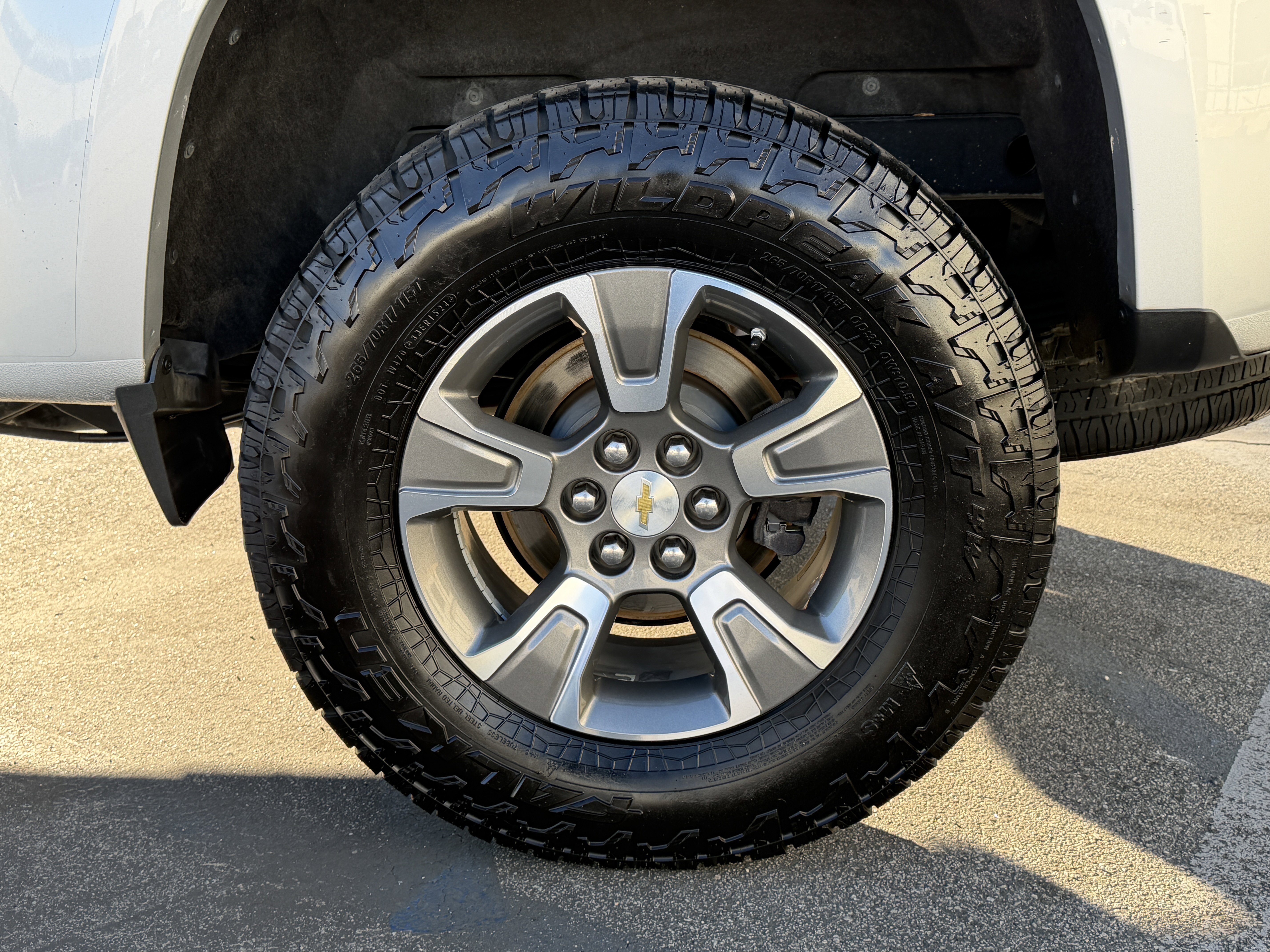 Used 2017 Chevrolet Colorado Z71 image 10