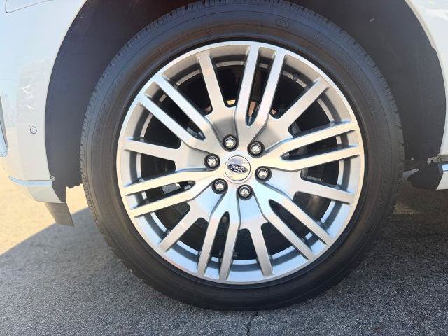 Certified 2024 Ford Expedition Max Platinum AWD/4WD image 4