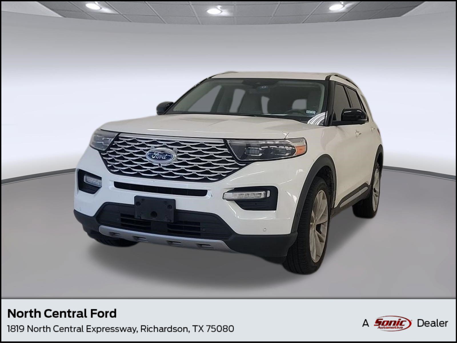 Certified 2022 Ford Explorer Platinum w/ Equipment Group 601A AWD/4WD image 1