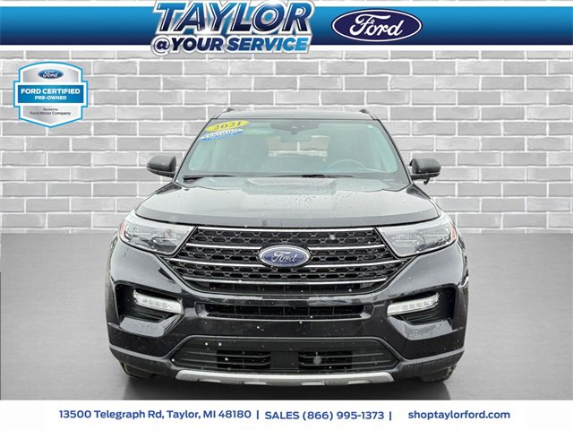 Certified 2021 Ford Explorer XLT w/ Equipment Group 202A image 2