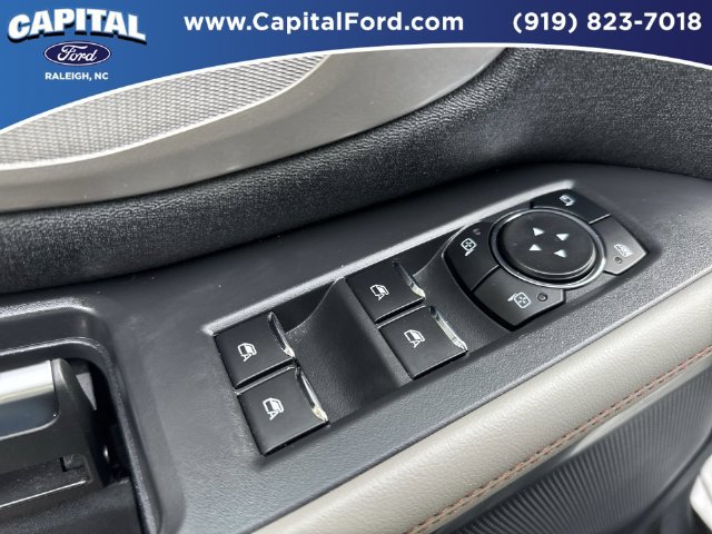 Certified 2025 Ford Expedition Active AWD/4WD image 21