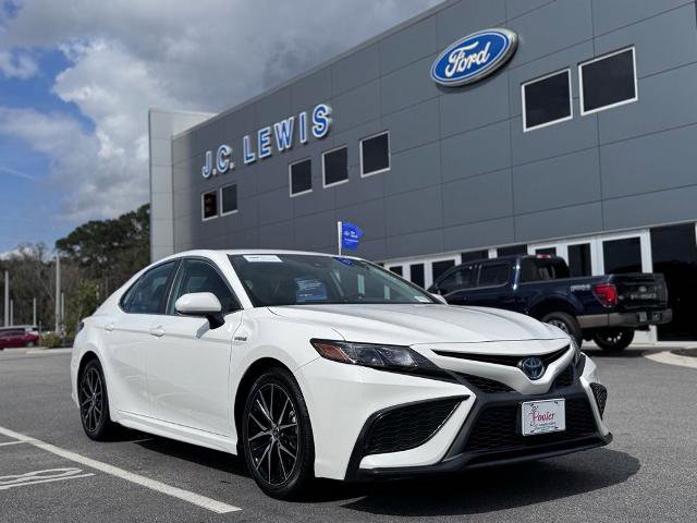 Used 2021 Toyota Camry SE