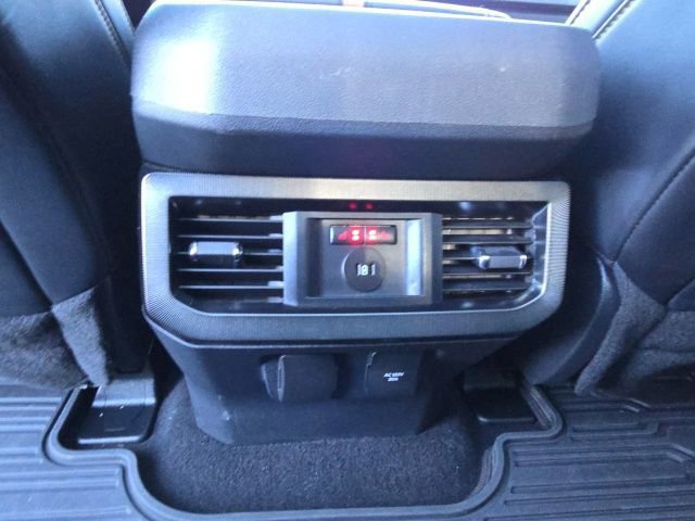 Certified 2024 Ford F350 Platinum w/ FX4 Off-Road Package image 39