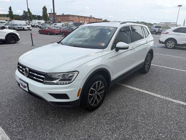 Used 2020 Volkswagen Tiguan SE w/ Panoramic Sunroof Package AWD/4WD image 4