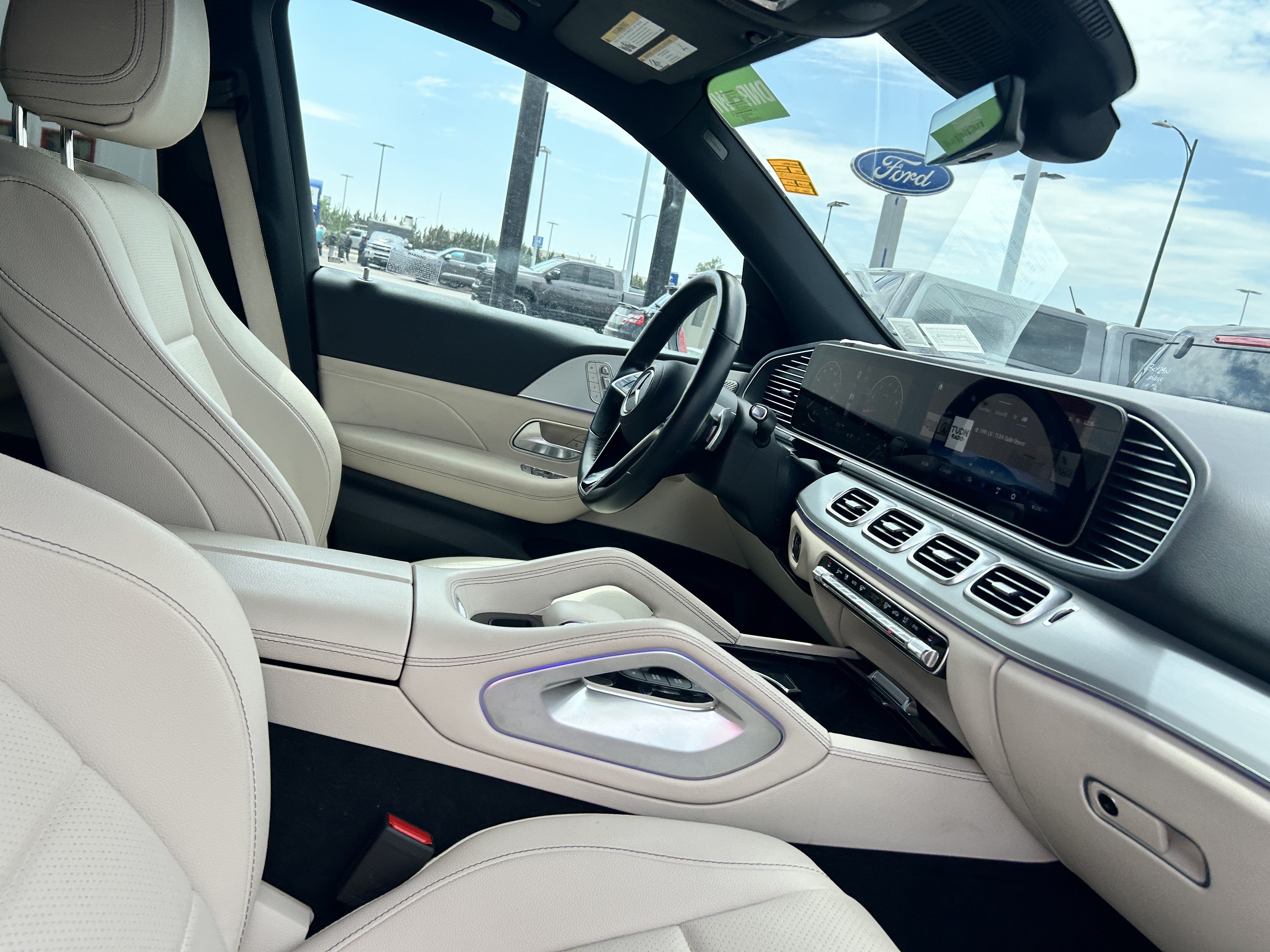 Used 2025 Mercedes-Benz GLE 350 4MATIC image 13