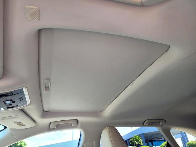 Used 2021 Lexus RX 350L Premium w/ Premium Package AWD/4WD image 12
