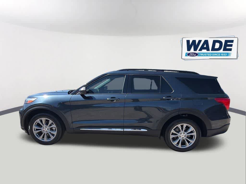 Certified 2022 Ford Explorer XLT w/ Equipment Group 202A AWD/4WD image 8