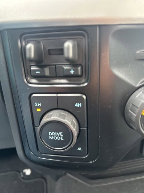 Certified 2025 Ford F350 XLT w/ 360-Degree Camera Package image 16