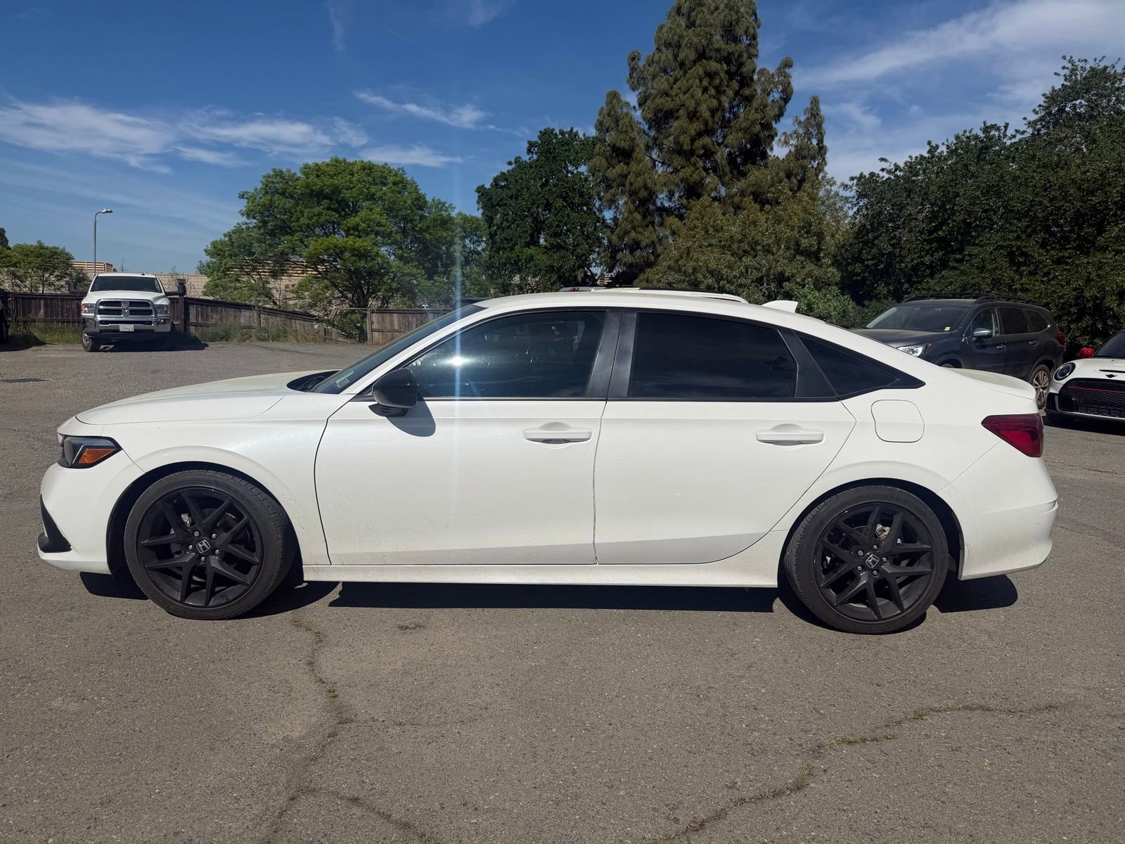 Used 2024 Honda Civic Sport image 2