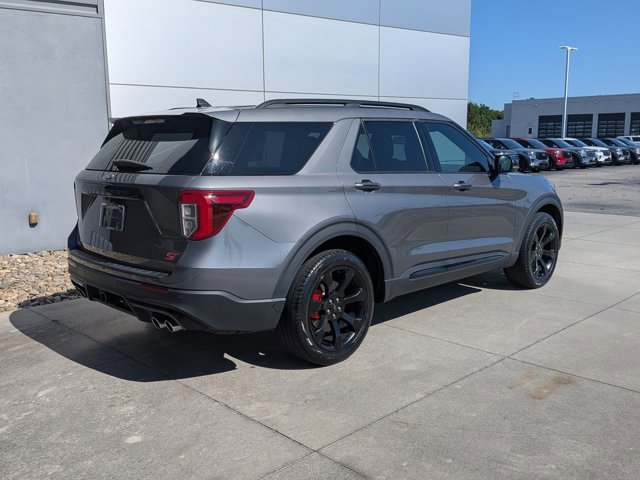 Certified 2023 Ford Explorer ST w/ Equipment Group 401A AWD/4WD image 4