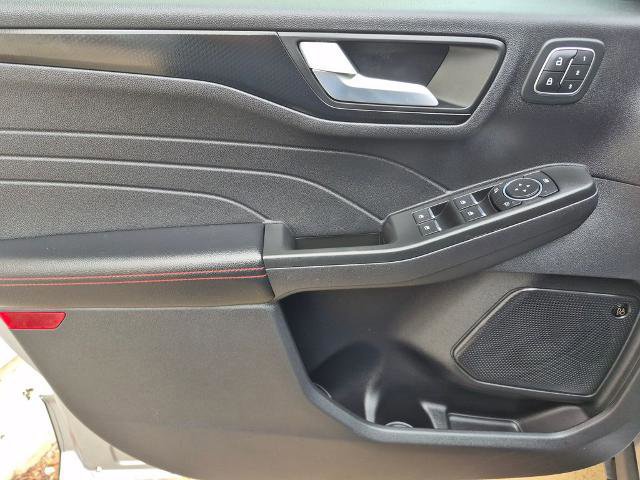 Certified 2022 Ford Escape SEL w/ SEL Stealth AWD Package image 14