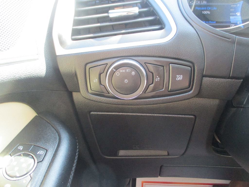 Certified 2024 Ford Edge SE image 14