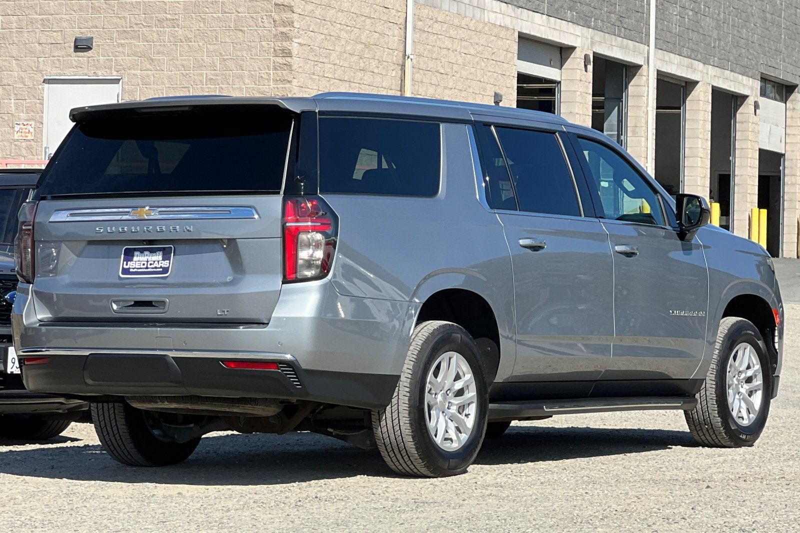 Used 2024 Chevrolet Suburban LT AWD/4WD image 4